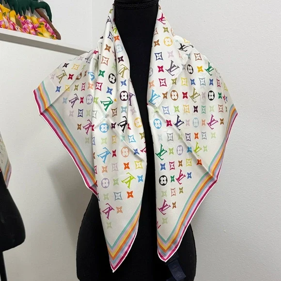 Louis Vuitton Multicolor Monogram Scarf - Picture 2 of 6